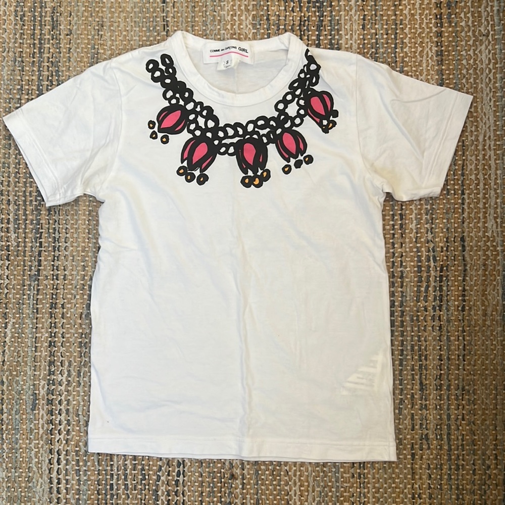 Comme des garçons GIRL graphic t-shirt. Lightly worn. Size small